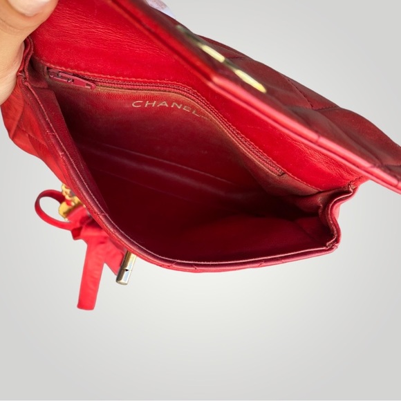 Chanel Red Belt Bag with Vintage Chain Bow Belt - Picture 10 of 17